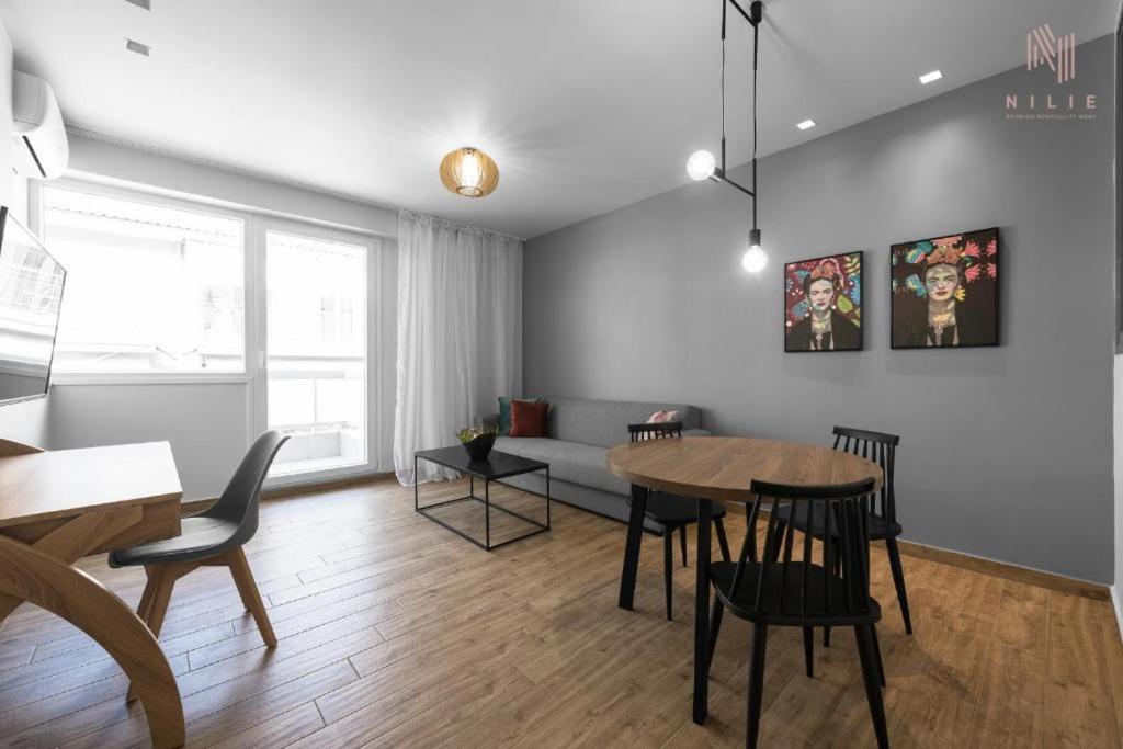 Big Apple Aprts, Nilie Hospitality Mgmt Lägenhet Thessaloníki Exteriör bild