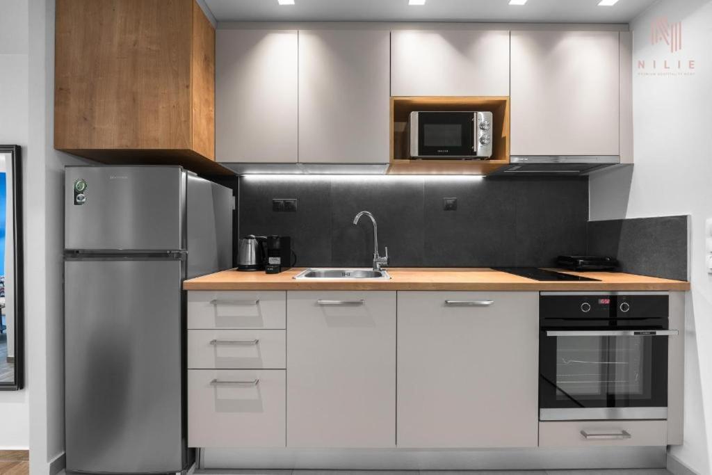 Big Apple Aprts, Nilie Hospitality Mgmt Lägenhet Thessaloníki Exteriör bild